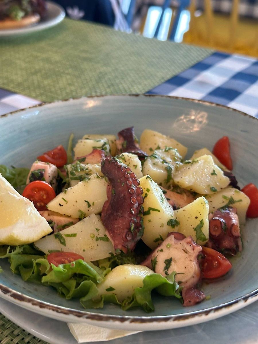Salata cu Caracatita